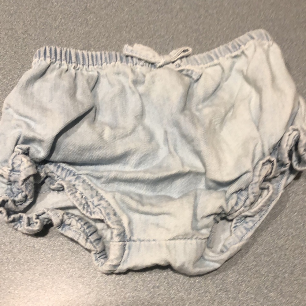 Girls Ruffle Bundle 3-6 months - Picture 6 of 16